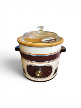 Vintage 1970s MCM Grannycore Rival Crockpot 3.5 Quart Slow Cooker Working